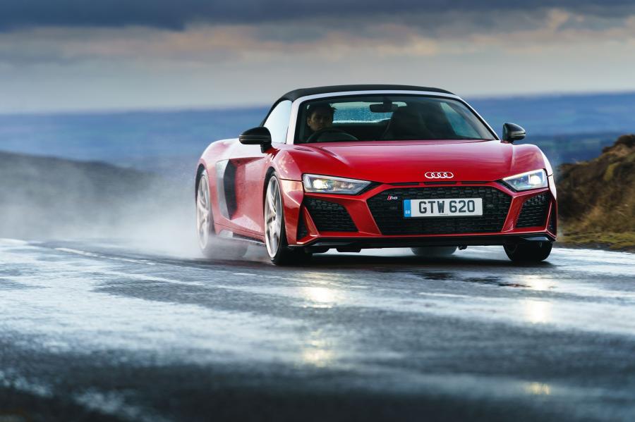  Audi R8 V10 Performance Spyder 2019 года  (UK) (фото 19 из 40)